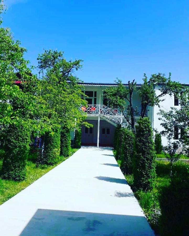 Green Garden B&B 迪利然 外观 照片