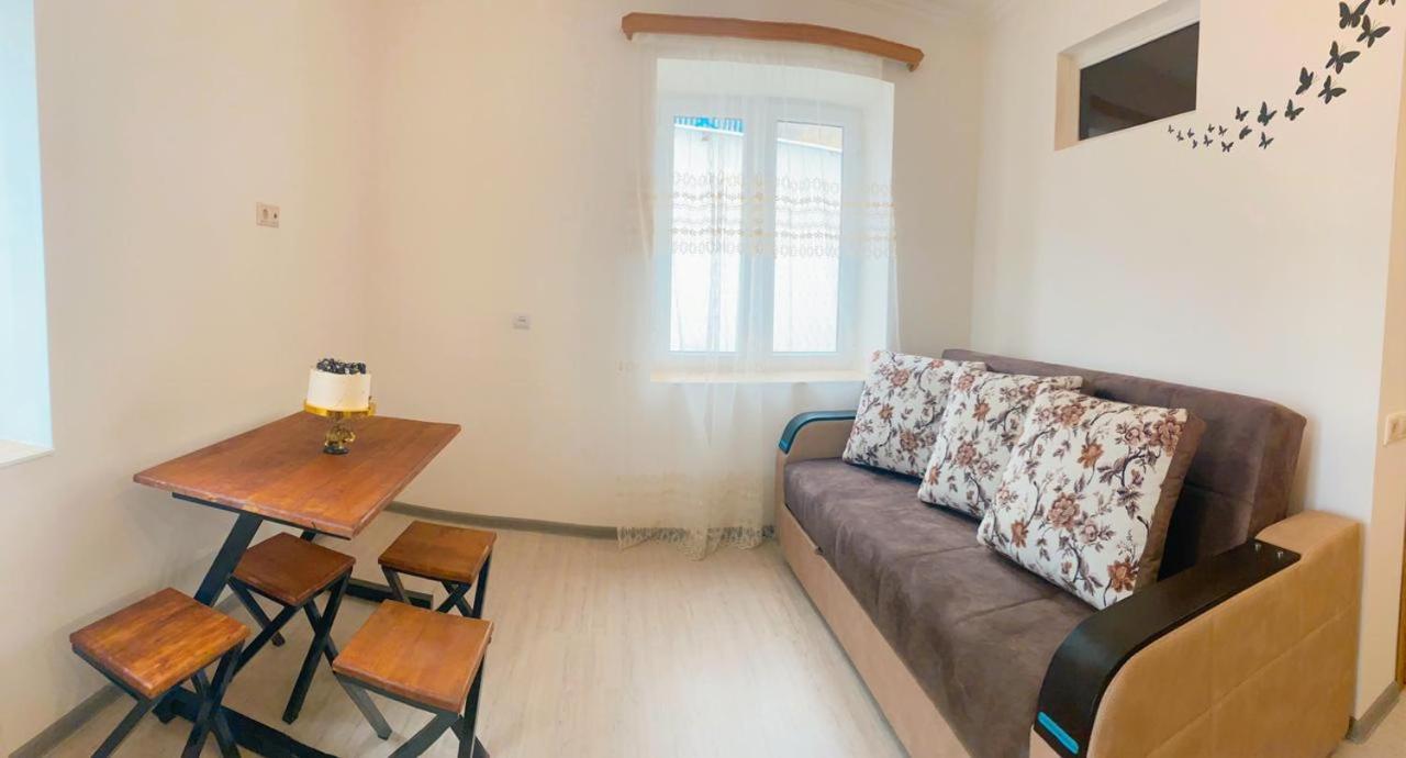 Green Garden B&B 迪利然 外观 照片