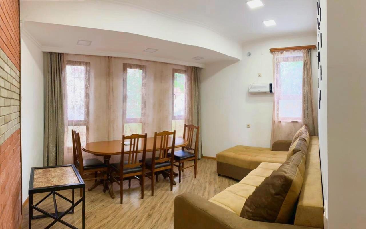 Green Garden B&B 迪利然 外观 照片